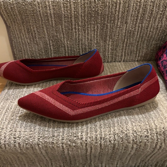 Red reflective Rothy’s points - Picture 2 of 4